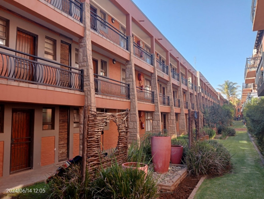 2 Bedroom Property for Sale in Vredenhof Sh Free State